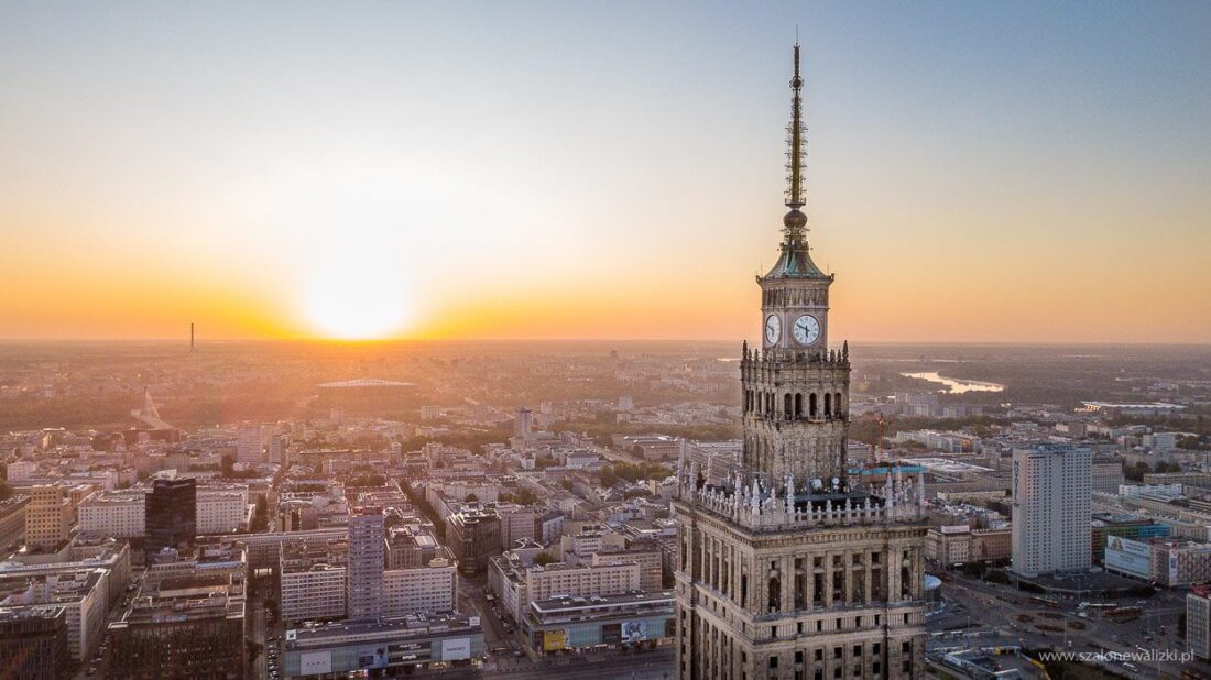 Jakie kursy maturalne dostępne są na terenie miasta Warszawa?