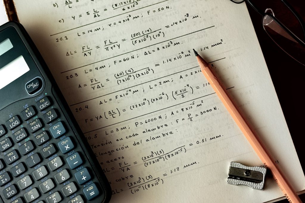 które wzory zapamiętać przed egzaminem ósmoklasisty z matematyki